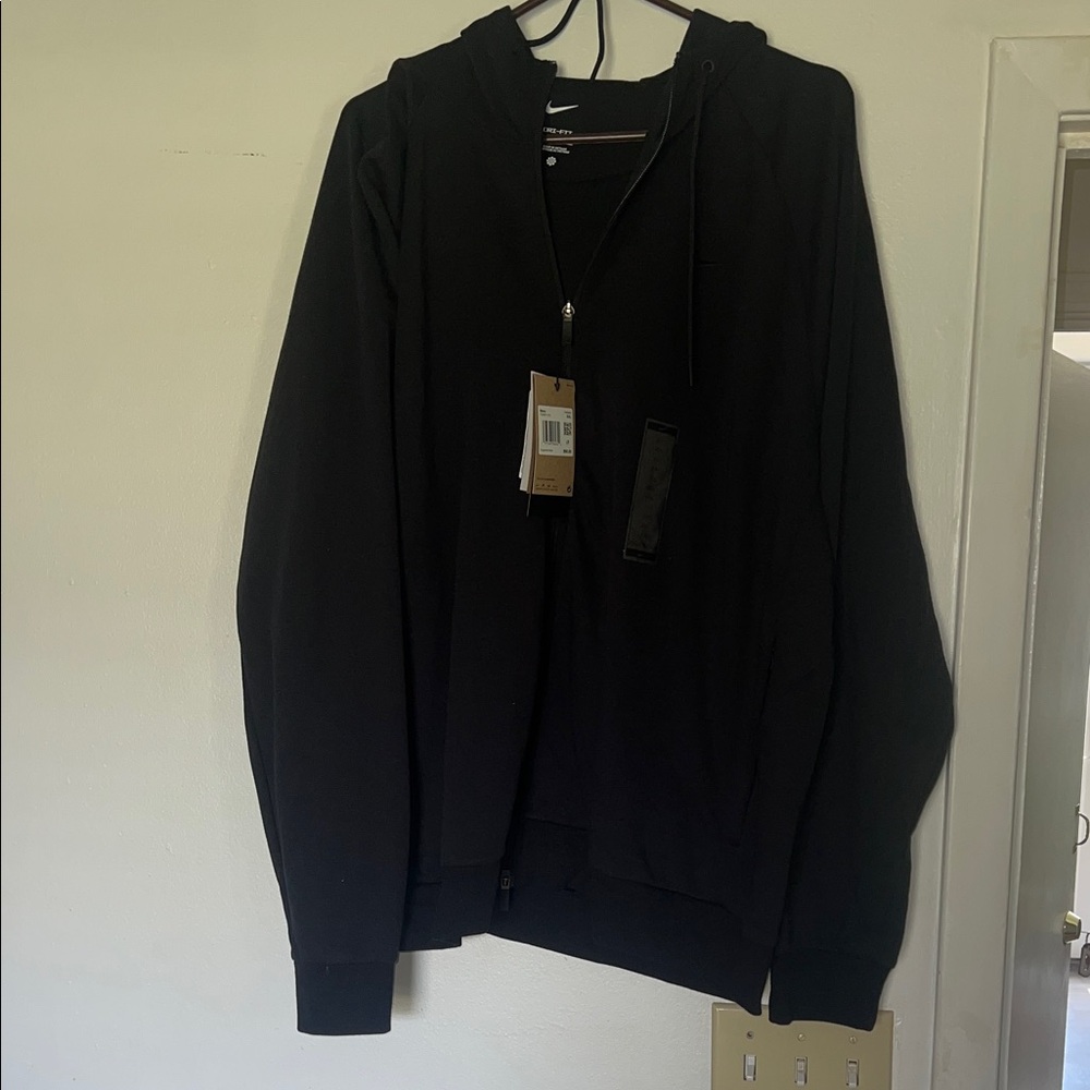 Nike Men's Black Zip-Up Sweater